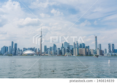 從多倫多島看到的多倫多城市景觀 從多倫多島看到的多倫多城市景觀 140814839