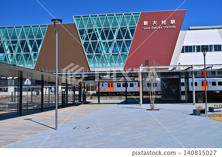 Shin-Omura Station, West Exit (Sazanami Exit) (West Kyushu Shinkansen, Omura City, Nagasaki Prefecture) 140815027