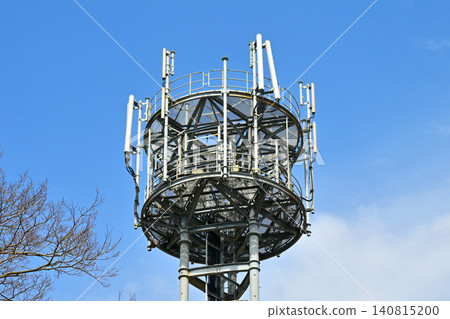 Communication image: Platinum band (Radio tower: base station) Communication image: Platinum band (Radio tower: base station) 140815200