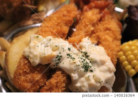Close-up of fried shrimp 140816364