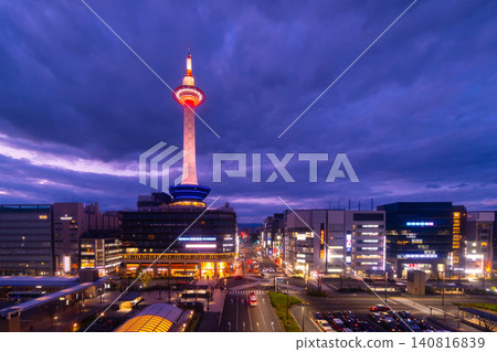 Night view of Kyoto Tower 140816839