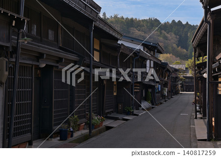 A quiet street walking through the old town of Hida Takayama A quiet street walking through the old town of Hida Takayama 140817259