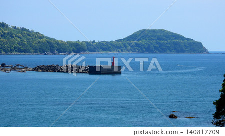 A view of a lighthouse in early summer A view of a lighthouse in early summer 140817709