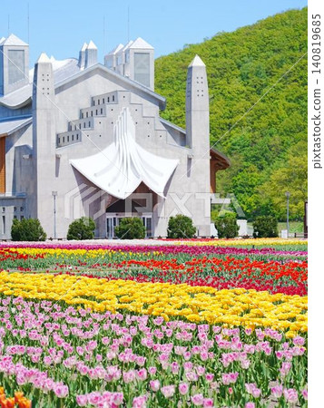 上湧別鬱金香公園:北海道的壯麗景色 上湧別鬱金香公園:北海道的壯麗景色 140819685