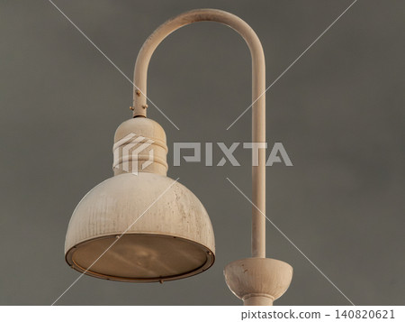 Streetlight, white light, lamp, pole light, close-up, minimalist design 140820621
