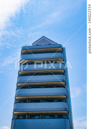 【京都風景】堀川街道沿線的天空與建築物(從堀川丸太町到堀川今出川) 【京都風景】堀川街道沿線的天空與建築物(從堀川丸太町到堀川今出川) 140822554
