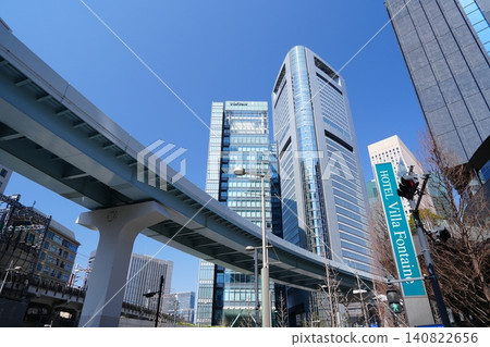 Shiodome skyline under a clear blue sky Shiodome skyline under a clear blue sky 140822656