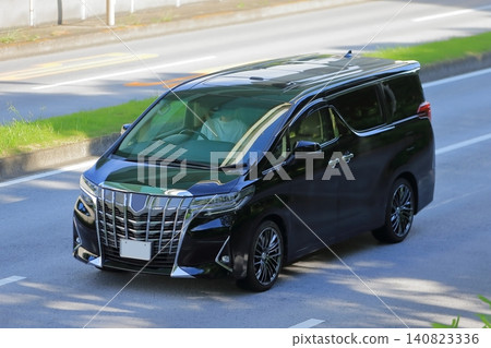 豪華小型貨車運行 140823336