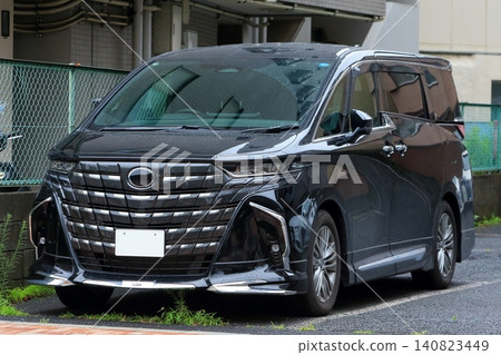 停放的豪華小貨車 140823449