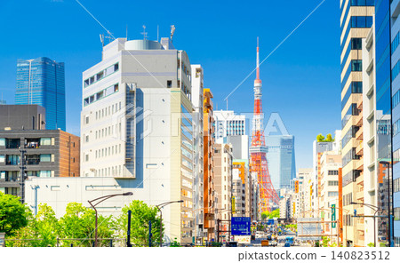Early summer in Tokyo's Minato Ward: National Route 1 and Tokyo Tower Early summer in Tokyo's Minato Ward: National Route 1 and Tokyo Tower 140823512