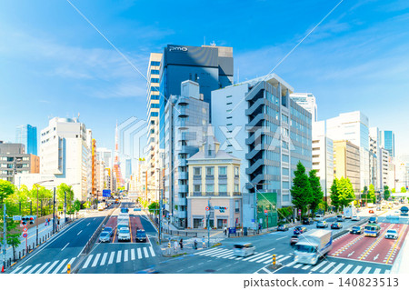 Early summer in Tokyo's Minato Ward: Office buildings and Tokyo Tower Early summer in Tokyo's Minato Ward: Office buildings and Tokyo Tower 140823513
