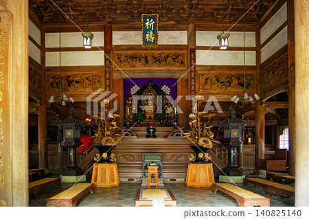 Eihei-ji Temple, Buddha Hall, Principal Image: Shakyamuni Buddha, Transom Carvings Eihei-ji Temple, Buddha Hall, Principal Image: Shakyamuni Buddha, Transom Carvings 140825140