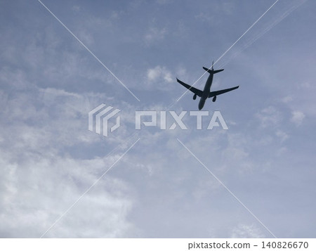 aircraft aircraft 140826670