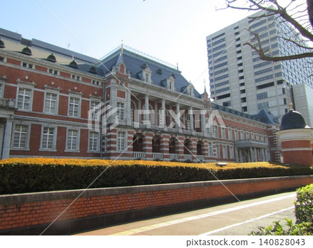 位於東京的法律史資料展覽室,免費參觀。 位於東京的法律史資料展覽室,免費參觀。 140828043