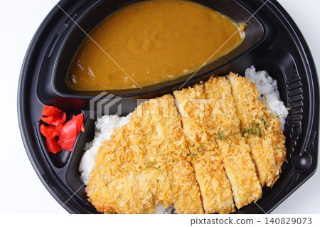 Pork cutlet curry 140829073