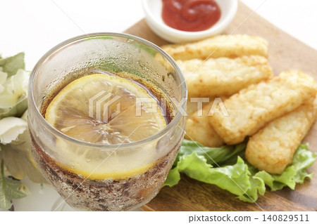 Carbonated drinks and hash browns Carbonated drinks and hash browns 140829511