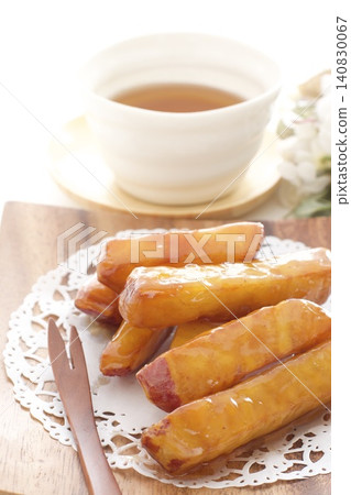 地瓜和烤綠茶 地瓜和烤綠茶 140830067