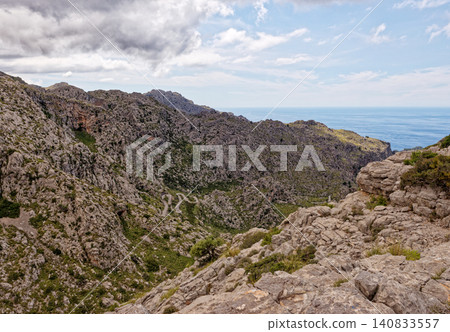 Iconic famous MA-2141 road to Sa Calobra in Serra de Tramuntana, Mallorca Iconic famous MA-2141 road to Sa Calobra in Serra de Tramuntana, Mallorca 140833557