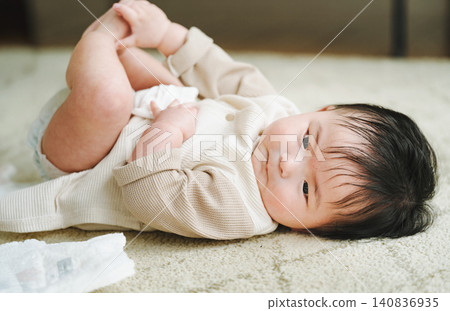 一名男嬰,0歲 一名男嬰,0歲 140836935