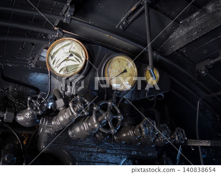 Instruments of an old locomotive Instruments of an old locomotive 140838654