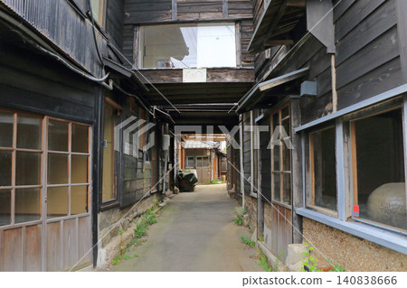 Ya Kimono Walking Cross Tokoname Ya Kimono Walking Cross Tokoname 140838666