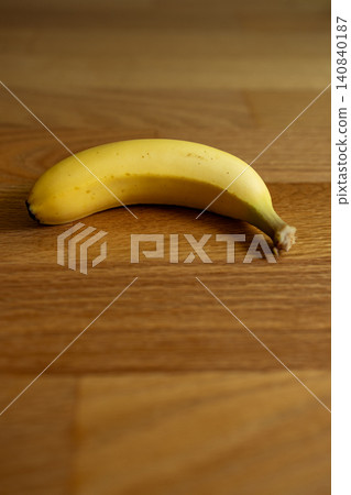 banana 140840187