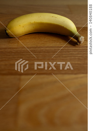 banana 140840188