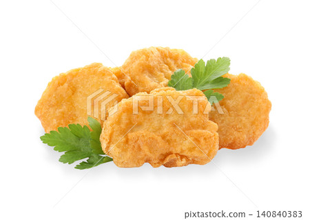 Crispy morsels arranged beautifully with herbs in bright setting. Snack sharing concept, PNG Crispy morsels arranged beautifully with herbs in bright setting. Snack sharing concept, PNG 140840383