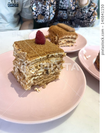 cake, coffee, croissant 140841150