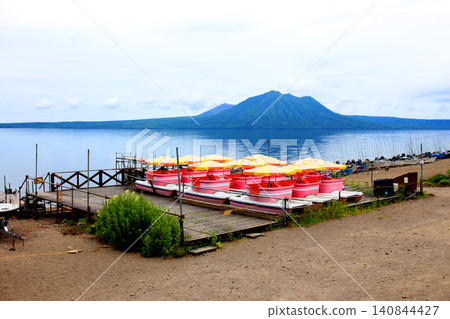 Lake Shikotsu, Himemasu (landlocked salmon), Yamasen Railway Bridge, Lake Shikotsu sightseeing boat, caldera lake, Hokkaido sightseeing, Poropinai Park, Shikotsu-Toya National Park Lake Shikotsu, Himemasu (landlocked salmon), Yamasen Railway Bridge, Lake Shikotsu sightseeing boat, caldera lake, Hokkaido sightseeing, Poropinai Park, Shikotsu-Toya National Park 140844427