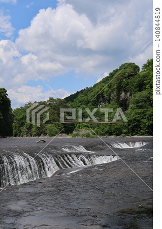 Fukiware Falls, a natural monument known as the Niagara Falls of the East. Fukiware Falls, a natural monument known as the Niagara Falls of the East. 140844819