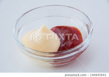 Ketchup and mayonnaise Ketchup and mayonnaise 140845641