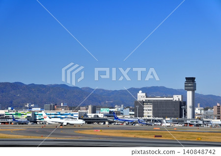從空中花園俯瞰伊丹機場全景 從空中花園俯瞰伊丹機場全景 140848742