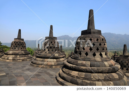 Borobudur Temple, Yogyakarta, Java, Indonesia - World Heritage Site - One of the world's three greatest Buddhist sites Borobudur Temple, Yogyakarta, Java, Indonesia - World Heritage Site - One of the world's three greatest Buddhist sites 140850069