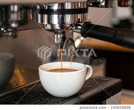 professional espresso machine brewing coffee 140850686
