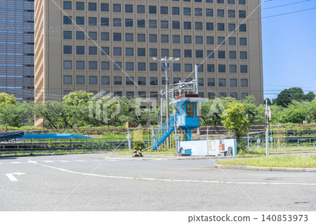 封閉式駕駛學校的無人駕駛練習場 1 封閉式駕駛學校的無人駕駛練習場 1 140853973