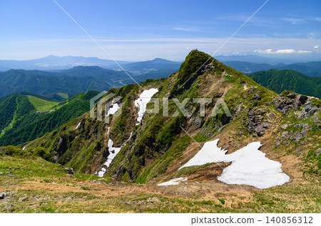 【谷川岳】夏季山脈，山頂景色壯麗 | 日本百岳之一 140856312
