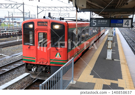 【會津鐵道】AT-700系+AT-750系「會津山特快」(只見線:會津若松站) 【會津鐵道】AT-700系+AT-750系「會津山特快」(只見線:會津若松站) 140858637