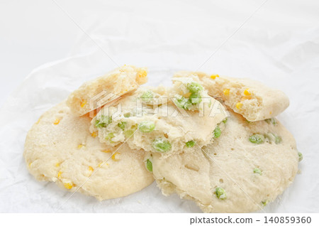 Homemade bread: White bread with corn and edamame Homemade bread: White bread with corn and edamame 140859360