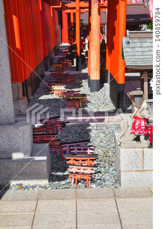 Anamori Inari Shrine (Haneda, Ota Ward, Tokyo) Anamori Inari Shrine (Haneda, Ota Ward, Tokyo) 140859784