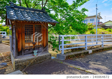 丸岡町多島川沿岸的神社 140864672
