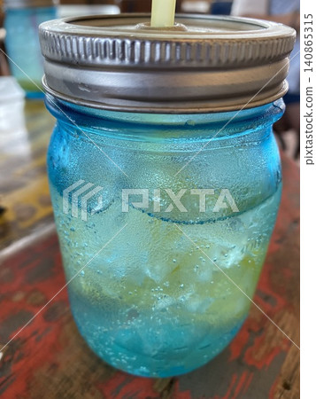 檸檬水 檸檬水 140865315