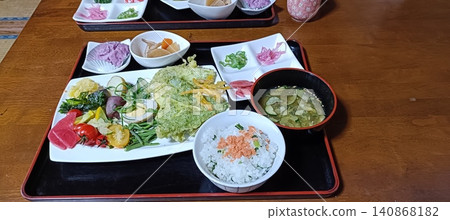 農夫餐:時令蔬菜午餐 農夫餐:時令蔬菜午餐 140868182