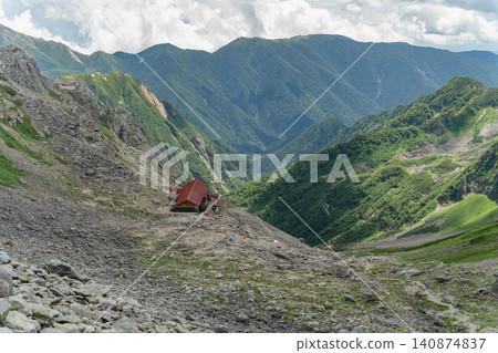 北阿爾卑斯山，槍岳，雪勝小屋 140874837