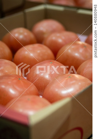 Eat tomato Eat tomato 140880948