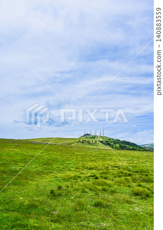 Scenery of the Utsukushigahara Plateau in Nagano Prefecture Scenery of the Utsukushigahara Plateau in Nagano Prefecture 140883559