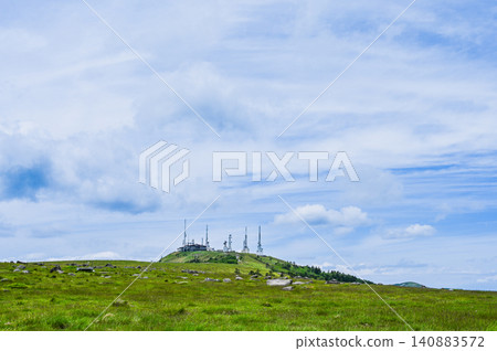 Scenery of the Utsukushigahara Plateau in Nagano Prefecture Scenery of the Utsukushigahara Plateau in Nagano Prefecture 140883572