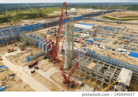 Installation of distillation column at an oil refinery. Installation of distillation column at an oil refinery. 140884037