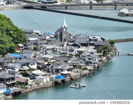 Springtime footage of the World Heritage site, Sakitsu settlement, Amakusa City, Kumamoto Prefecture Springtime footage of the World Heritage site, Sakitsu settlement, Amakusa City, Kumamoto Prefecture 140886926