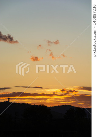 Beautiful twilight sky Beautiful twilight sky 140887236